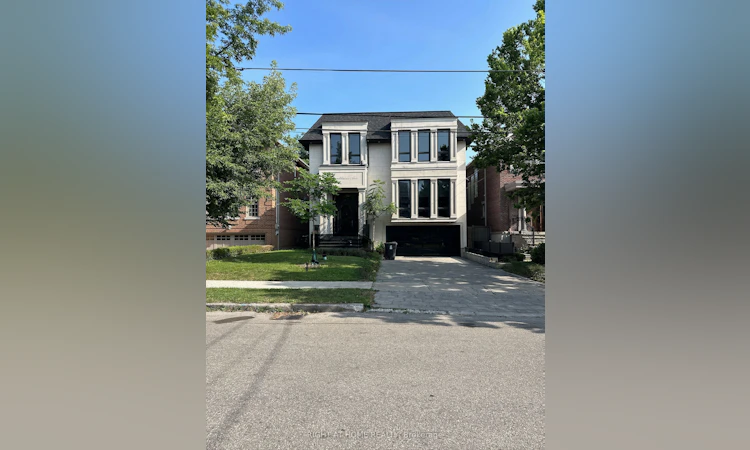75 Dunblaine Avenue