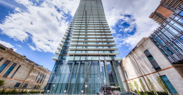 2101-65 St Mary Street, Toronto, ON, M5S 0A6