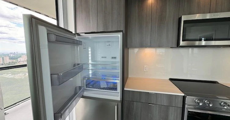 4304-30 Inn ON The Park Drive, Toronto, ON, M3C 0P8 - 17