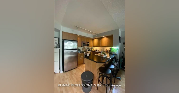 406-15 Stafford Street, Toronto, ON, M5V 3X6 - 5