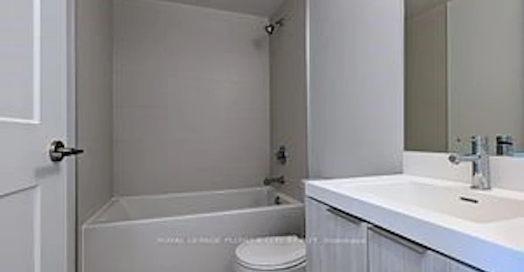 2101-8 Widmer Street, Toronto, ON, M5V 0W6 - 3