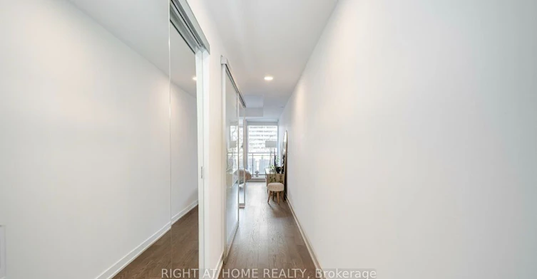403-17 Dundonald Street, Toronto, ON, M4Y 0E4 - 23