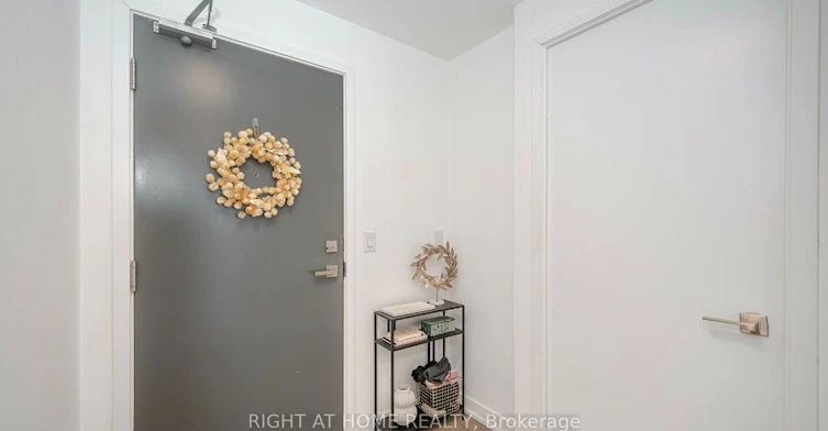 403-17 Dundonald Street, Toronto, ON, M4Y 0E4 - 24