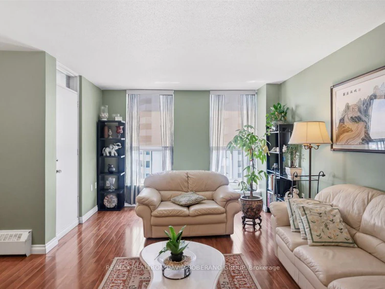 601-130 Neptune Drive, Toronto, ON, M6A 1X5 - 12