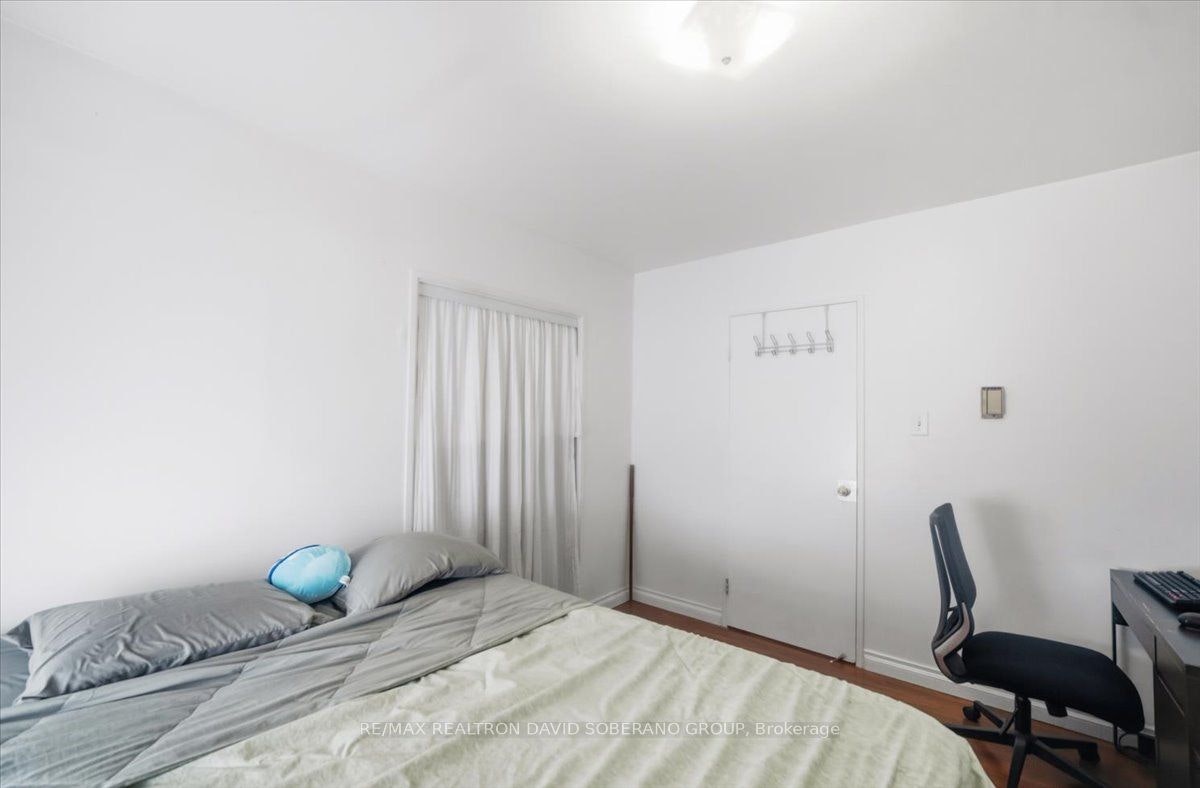 601-130 Neptune Drive, Toronto, ON, M6A 1X5 - 24
