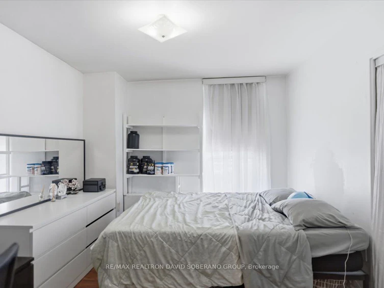 601-130 Neptune Drive, Toronto, ON, M6A 1X5 - 25