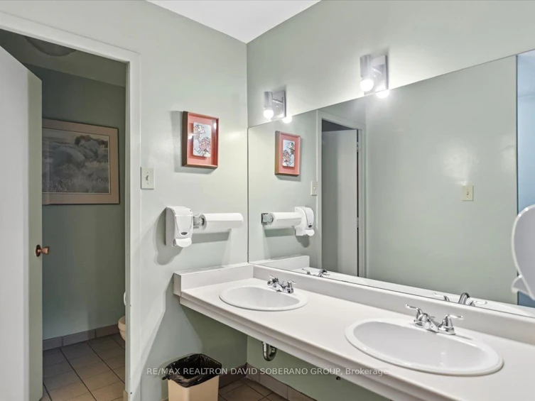 601-130 Neptune Drive, Toronto, ON, M6A 1X5 - 26