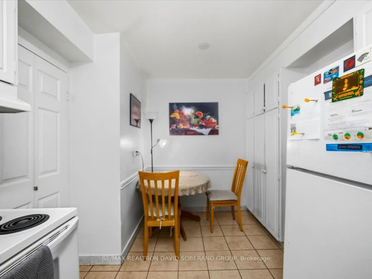 601-130 Neptune Drive, Toronto, ON, M6A 1X5 - 16