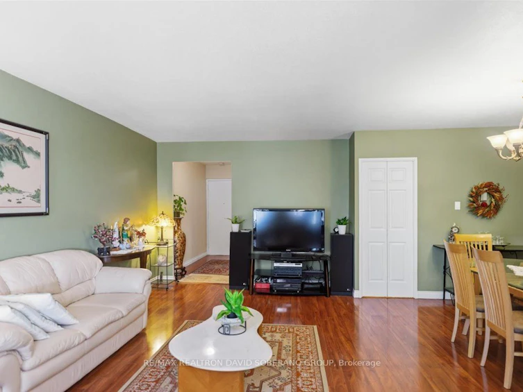 601-130 Neptune Drive, Toronto, ON, M6A 1X5 - 11
