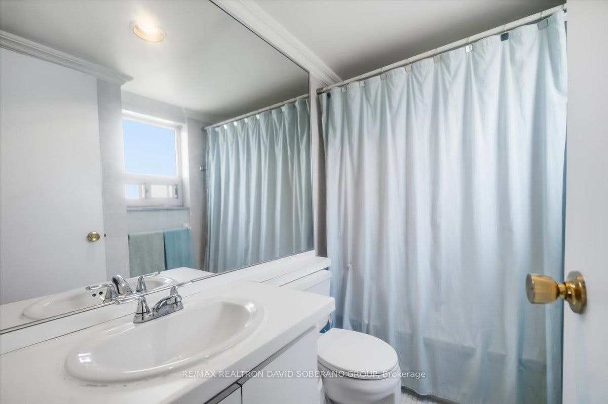 601-130 Neptune Drive, Toronto, ON, M6A 1X5 - 22