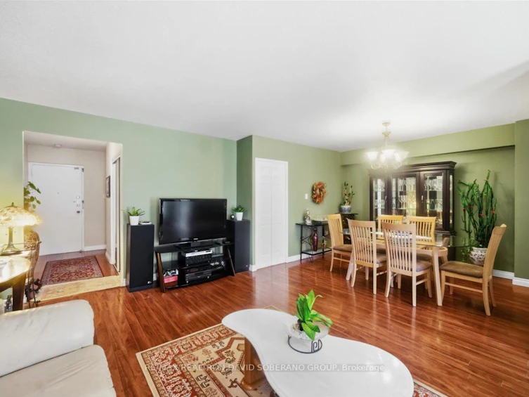 601-130 Neptune Drive, Toronto, ON, M6A 1X5 - 9