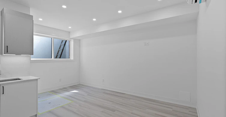 Bsmt-591 Oakwood Avenue, Toronto, ON, M6E 2X8 - 8