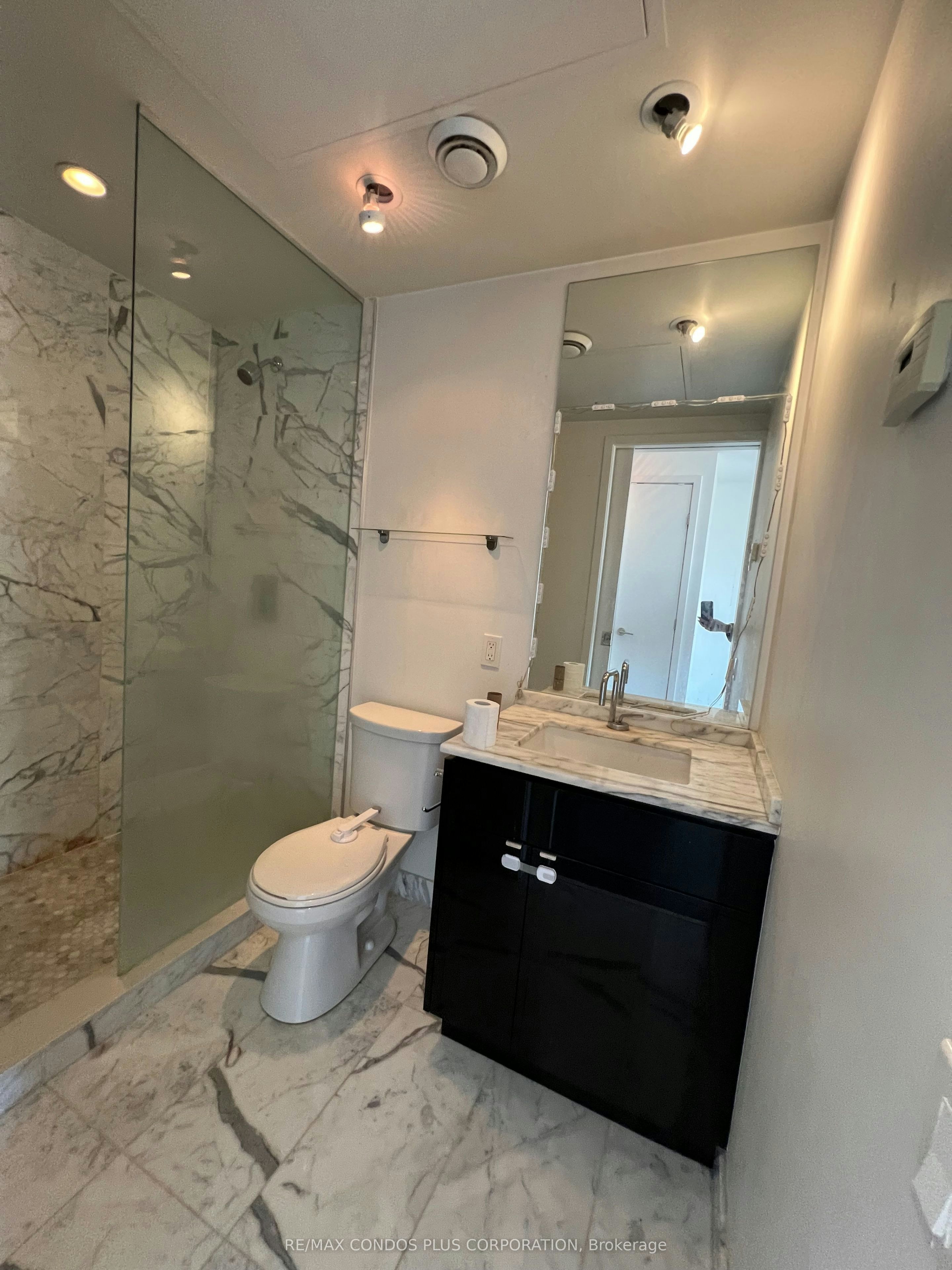 2102-60 Colborne Street, Toronto, ON, M5E 0B7 - 10