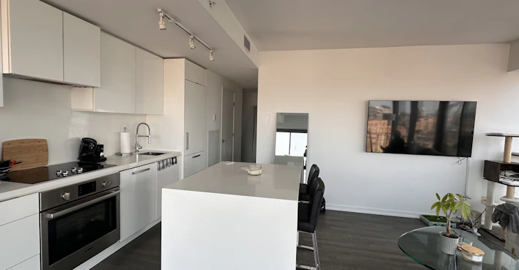 2102-60 Colborne Street, Toronto, ON, M5E 0B7 - 3