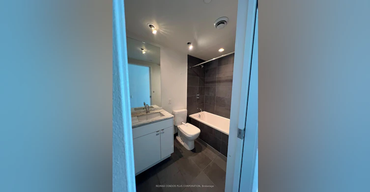 2102-60 Colborne Street, Toronto, ON, M5E 0B7 - 12