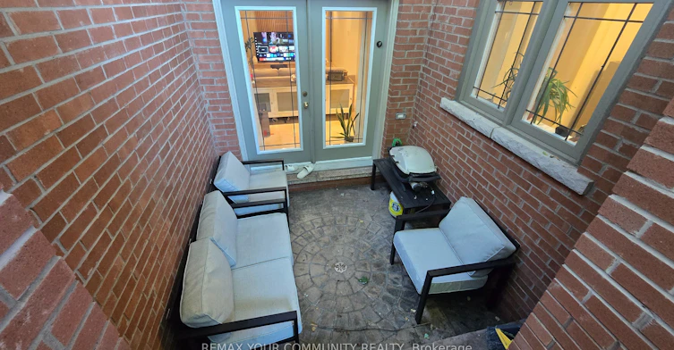 Basement-260 Rusholme Road, Toronto, ON, M6H 2Y8 - 24