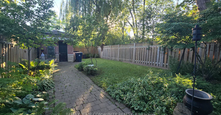 Basement-260 Rusholme Road, Toronto, ON, M6H 2Y8 - 27