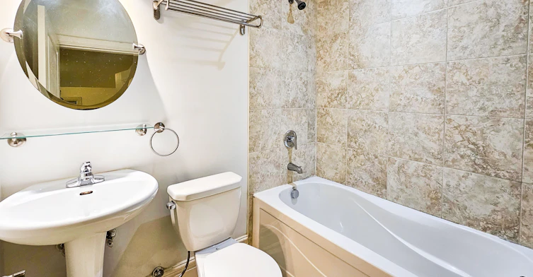 Basement 2-22 Roberta Drive, Toronto, ON, M6A 2J5 - 7