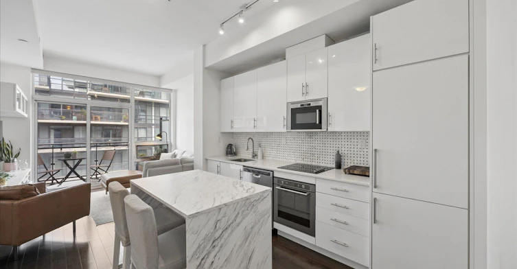 PH 122-460 Adelaide Street E, Toronto, ON, M5A 0E7 - 12