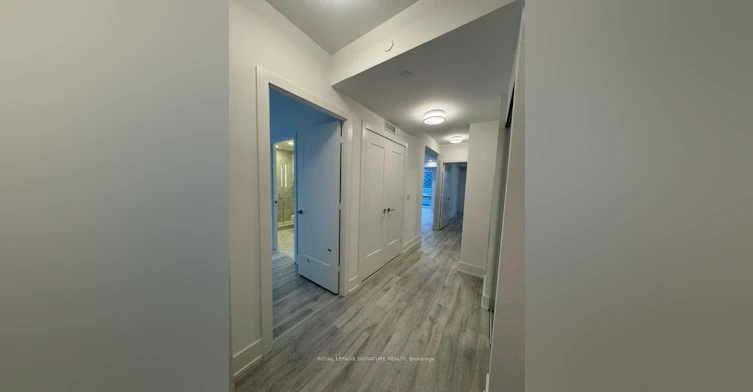 1404-10 Inn ON The Park Drive, Toronto, ON, M3C 0P9 - 12