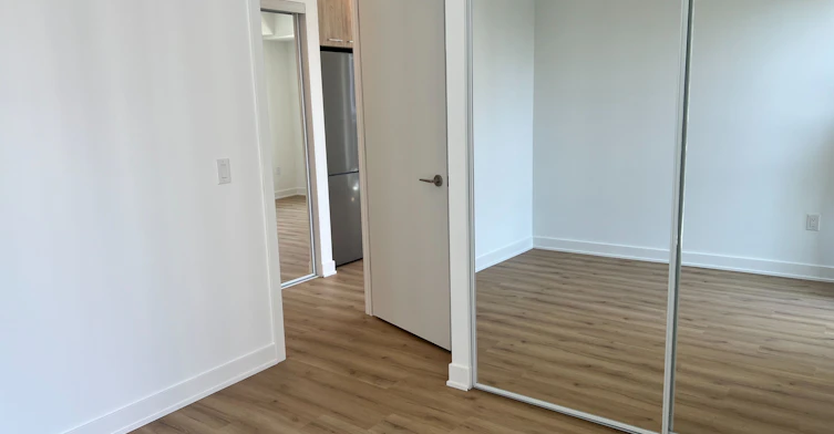 931-30 Dreamers Way, Toronto, ON, M5A 0Y7 - 5