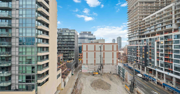 812-158 Front Street E, Toronto, ON, M5A 0K9 - 26
