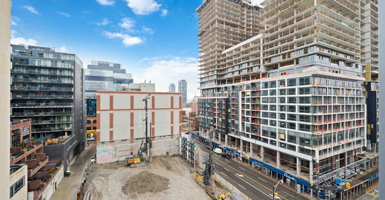 812-158 Front Street E, Toronto, ON, M5A 0K9 - 25
