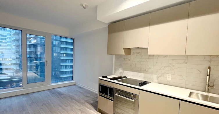 1207-55 Mercer Street, Toronto, ON, M5V 0W4 - 2