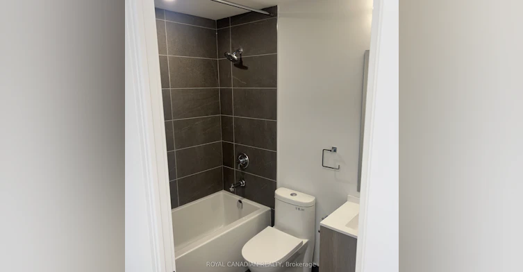 609-100 Queen Street E, Toronto, ON, M5C 0B5 - 6