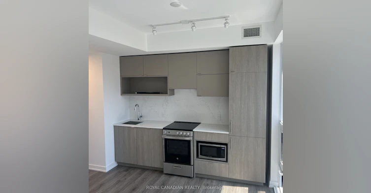 609-100 Queen Street E, Toronto, ON, M5C 0B5 - 3