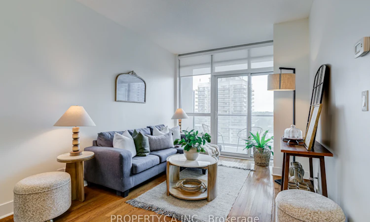 1111-26 Norton Avenue