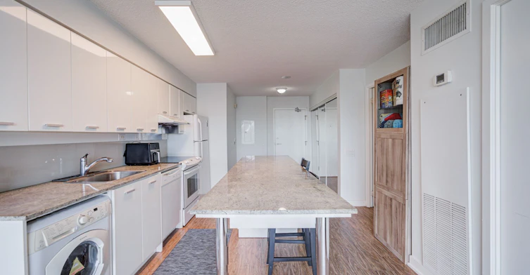 305-15 Singer Court, Toronto, ON, M2K 0B1 - 16