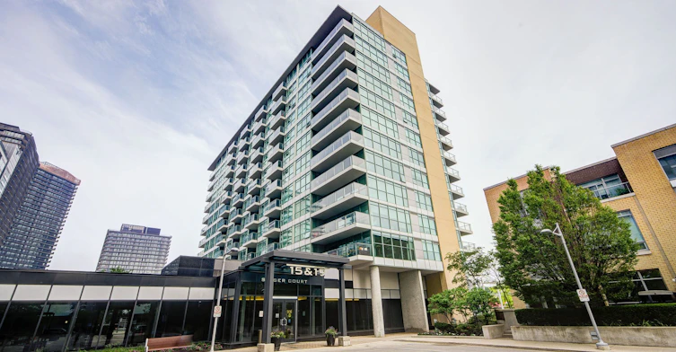 305-15 Singer Court, Toronto, ON, M2K 0B1 - 3