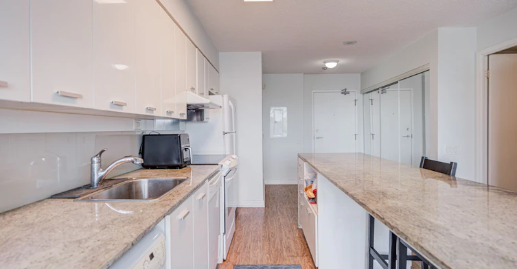 305-15 Singer Court, Toronto, ON, M2K 0B1 - 17