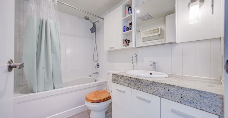 305-15 Singer Court, Toronto, ON, M2K 0B1 - 24