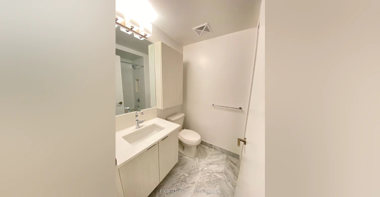 218-38 Iannuzzi Street, Toronto, ON, M5V 0E8 - 12