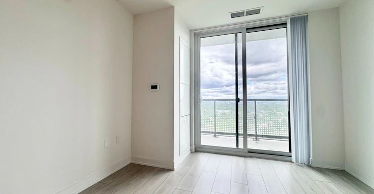1823-5858 Yonge Street, Toronto, ON, M2M 0C6 - 7