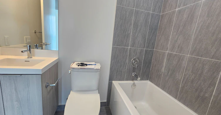 2123-5858 Yonge Street, Toronto, ON, M2M 3T3 - 10