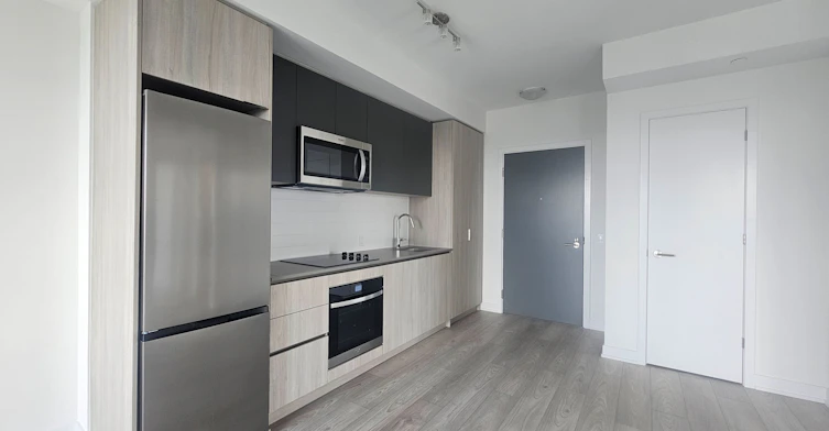 2323-5858 Yonge Street, Toronto, ON, M2M 3T3 - 4