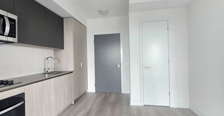 2323-5858 Yonge Street, Toronto, ON, M2M 3T3 - 2