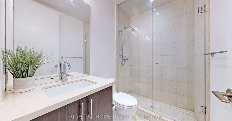 920-39 Queens Quay E, Toronto, ON, M5E 0A5 - 13
