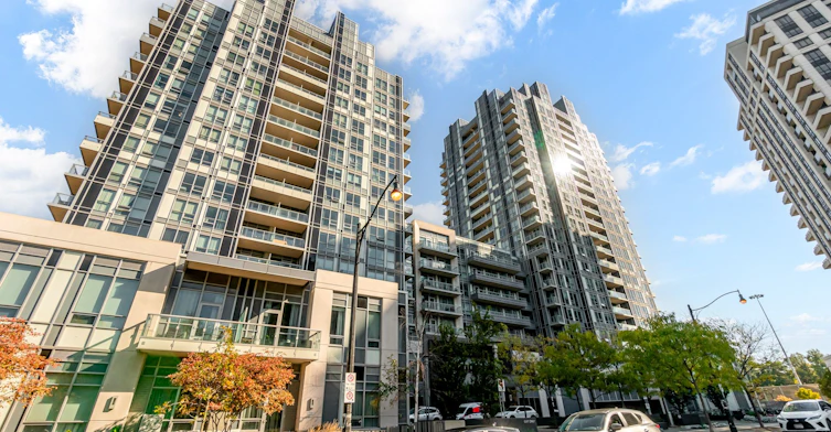 807-120 Harrison Garden Boulevard, Toronto, ON, M2N 0H1 - 2