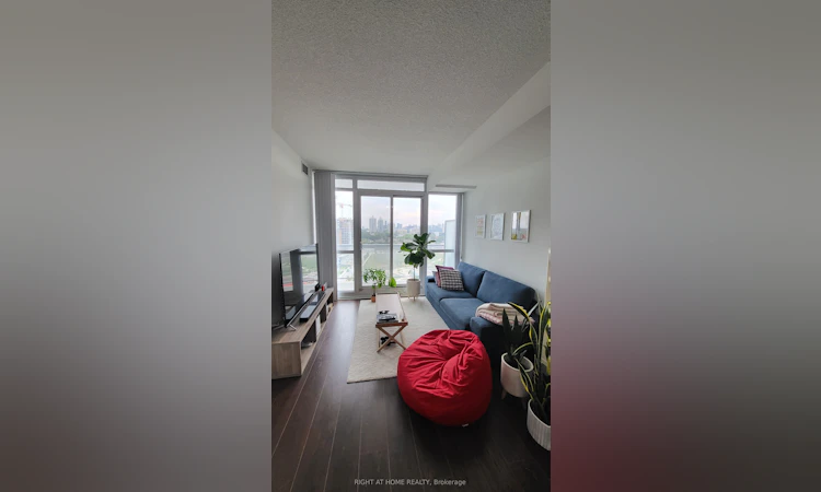 2211-121 Mcmahon Drive