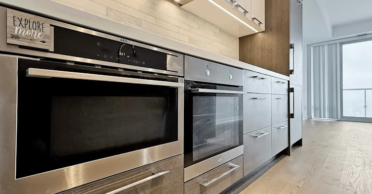 4501-488 University Avenue, Toronto, ON, M5G 0C1 - 16