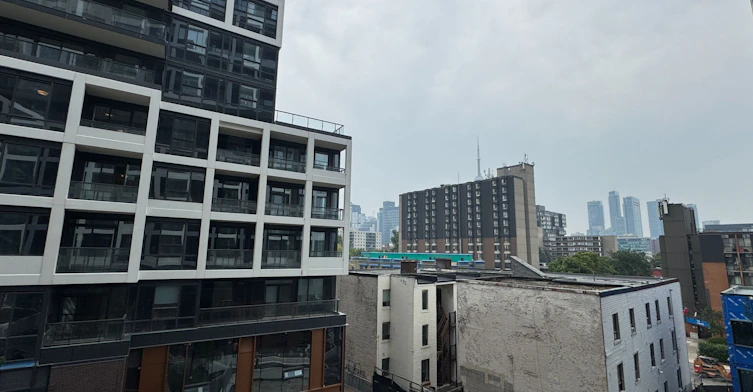 402-115 Denison Avenue, Toronto, ON, M5T 2N1 - 7