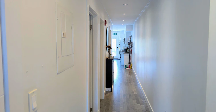 1-189 Sheridan Avenue, Toronto, ON, M6H 3M5 - 4