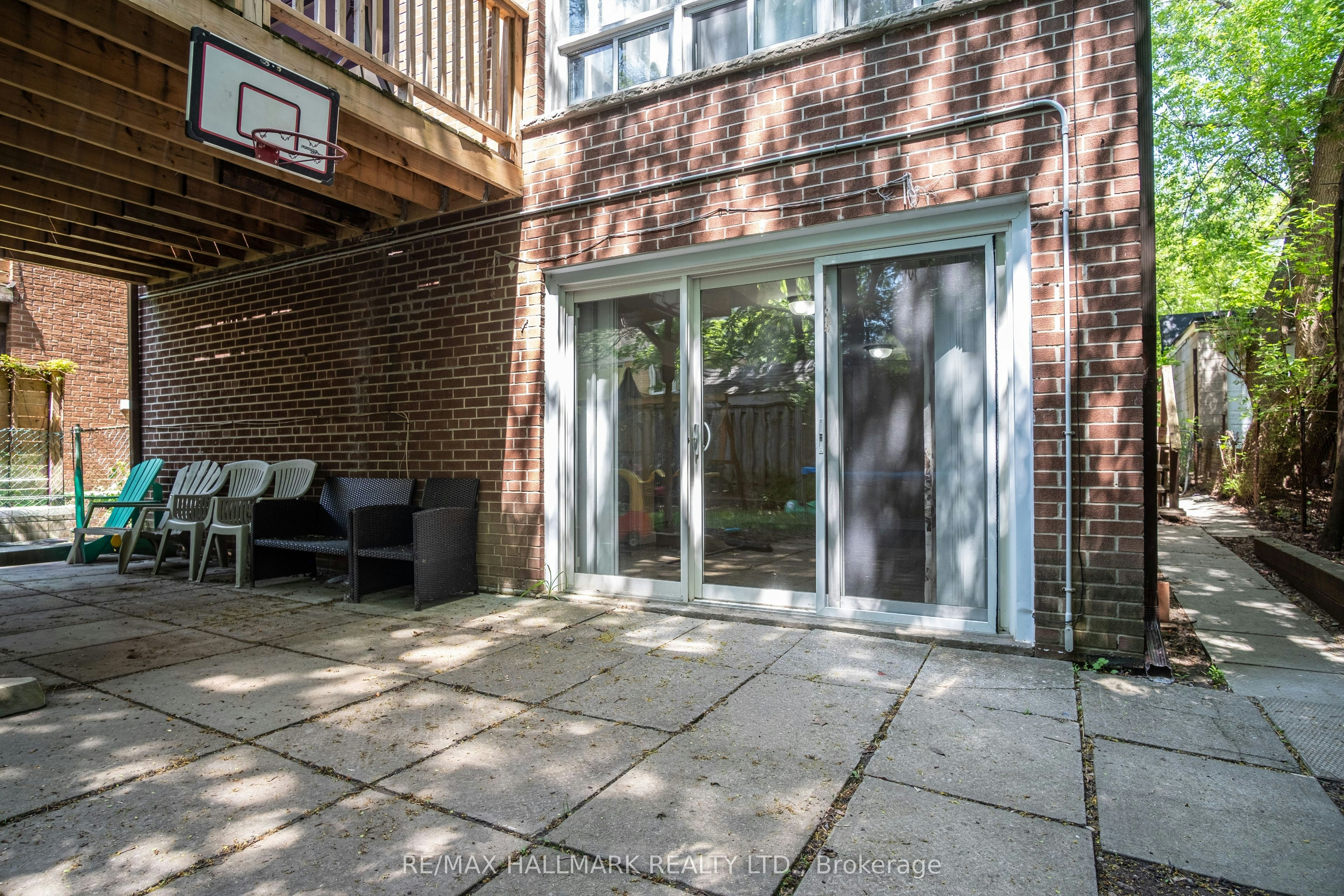 Basement-399 Lawrence Avenue W, Toronto, ON, M5M 1C1 - 2