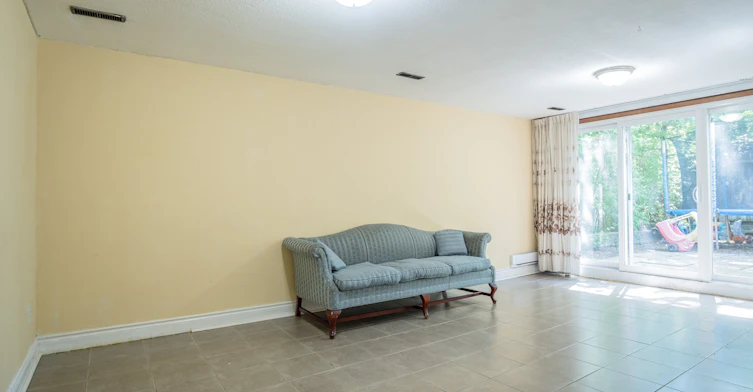 Basement-399 Lawrence Avenue W, Toronto, ON, M5M 1C1 - 8