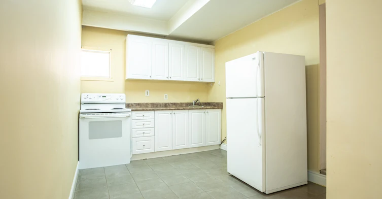 Basement-399 Lawrence Avenue W, Toronto, ON, M5M 1C1 - 16