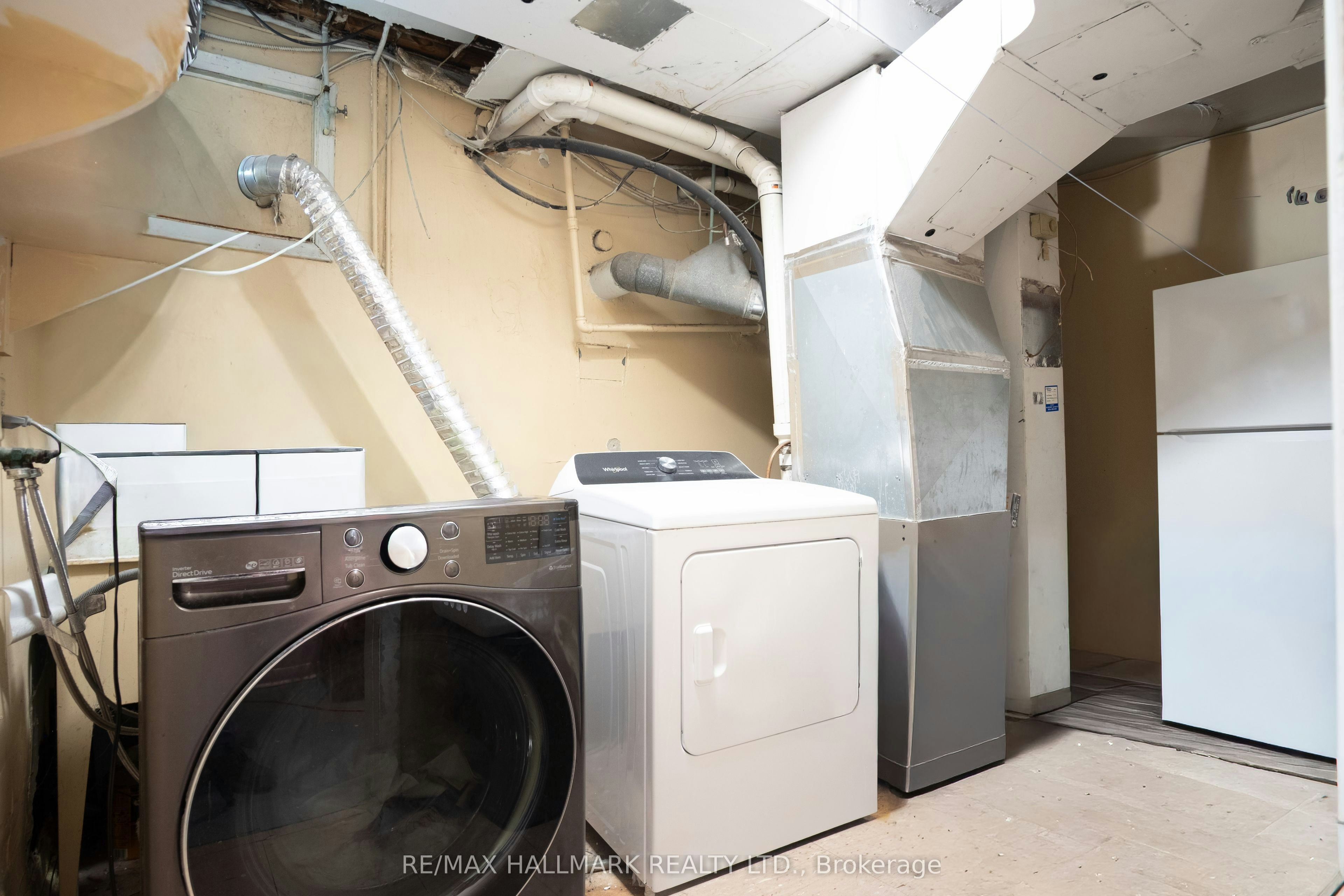 Basement-399 Lawrence Avenue W, Toronto, ON, M5M 1C1 - 21